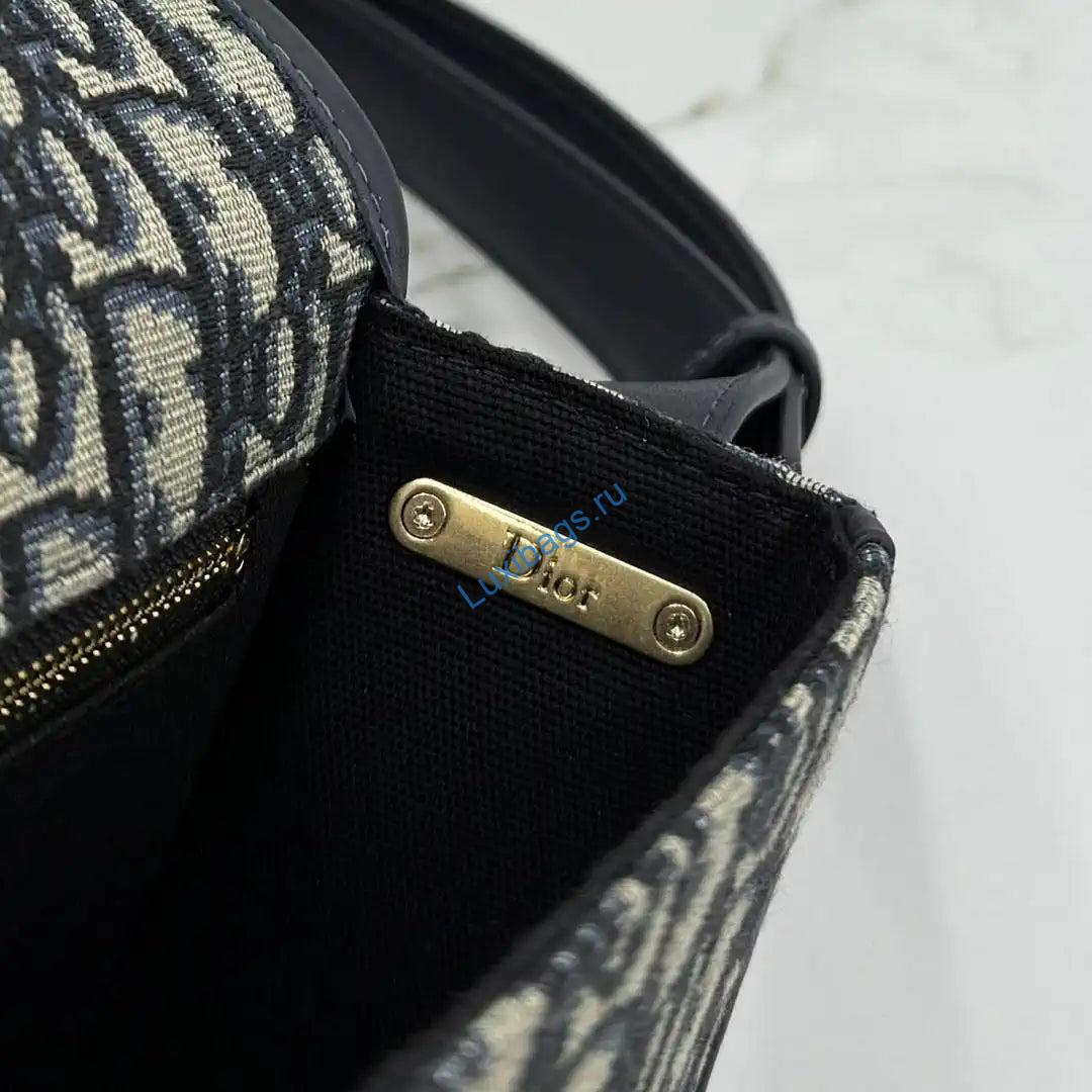 Medium Dior Médaillon Flap Bag M3920QDWP_M900 Blue Dior Oblique Jacquard | medium dior medaillon flap bag m3920qdwp m900 blue dior oblique jacquard 7