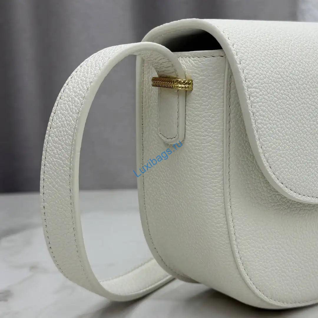 medium dior médaillon flap bag m3920qdwp_m900 white grained calfskin 2 Medium Dior Médaillon Flap Bag M3920QDWP_M900 White Grained Calfskin | medium dior medaillon flap bag m3920qdwp m900 grained calfskin 120