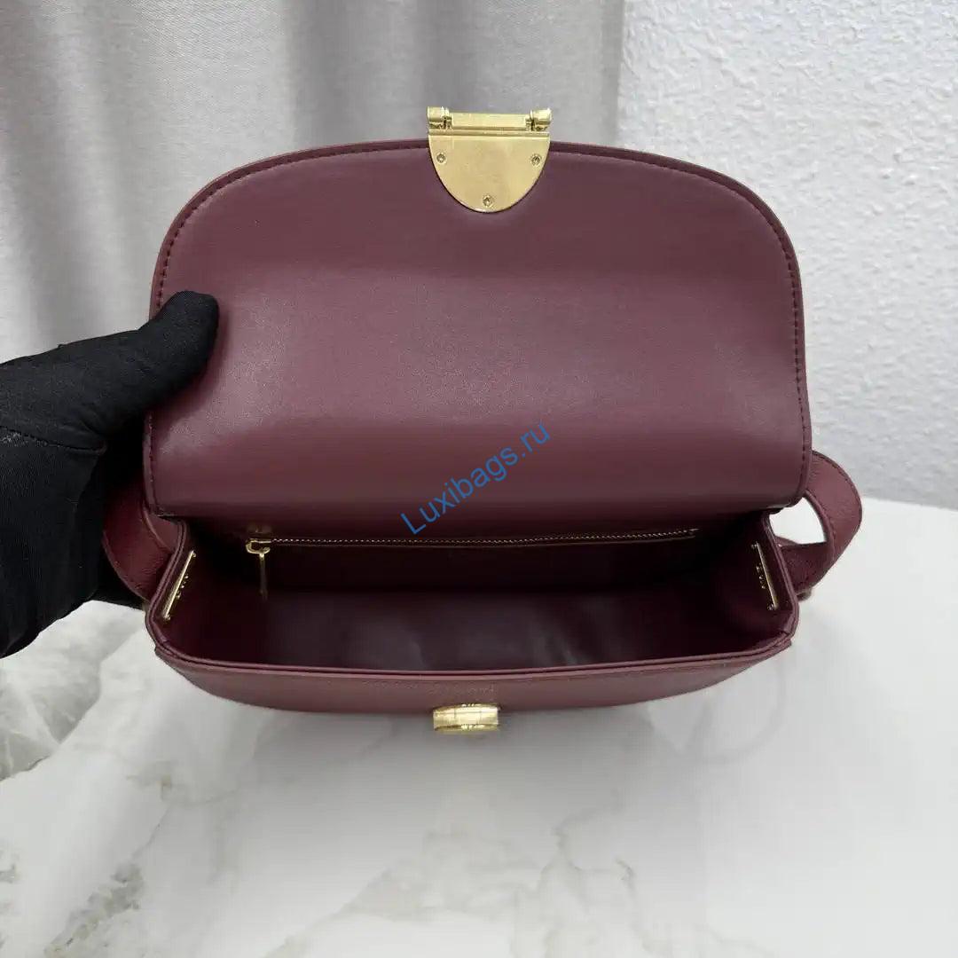 medium dior médaillon flap bag m3920qdwp_m900 wine red grained calfskin 7 Medium Dior Médaillon Flap Bag M3920QDWP_M900 Wine Red Grained Calfskin | medium dior medaillon flap bag m3920qdwp m900 grained calfskin 26
