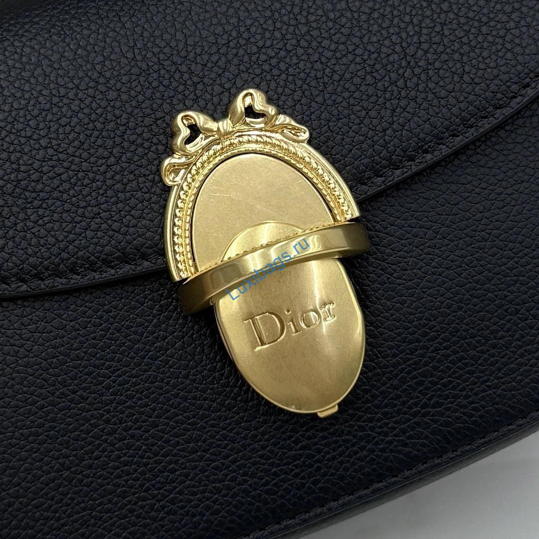Small Dior Médaillon Flap Bag M3919QDWP_M900 Black Grained Calfskin | small dior medaillon flap bag m3919qdwp m900 grained calfskin 13