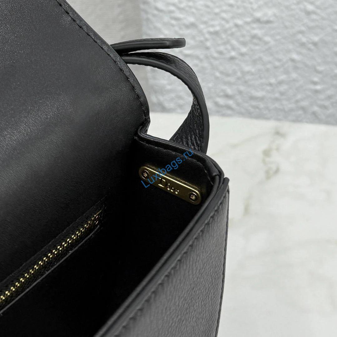 small dior médaillon flap bag m3919qdwp_m900 black grained calfskin 6 Small Dior Médaillon Flap Bag M3919QDWP_M900 Black Grained Calfskin | small dior medaillon flap bag m3919qdwp m900 grained calfskin 16