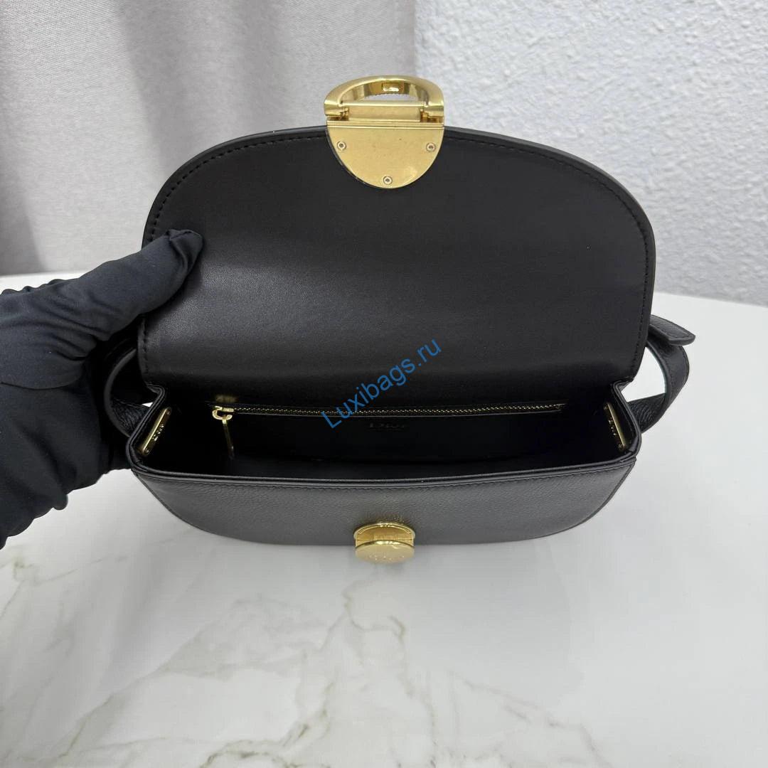 small dior médaillon flap bag m3919qdwp_m900 black grained calfskin 7 Small Dior Médaillon Flap Bag M3919QDWP_M900 Black Grained Calfskin | small dior medaillon flap bag m3919qdwp m900 grained calfskin 17