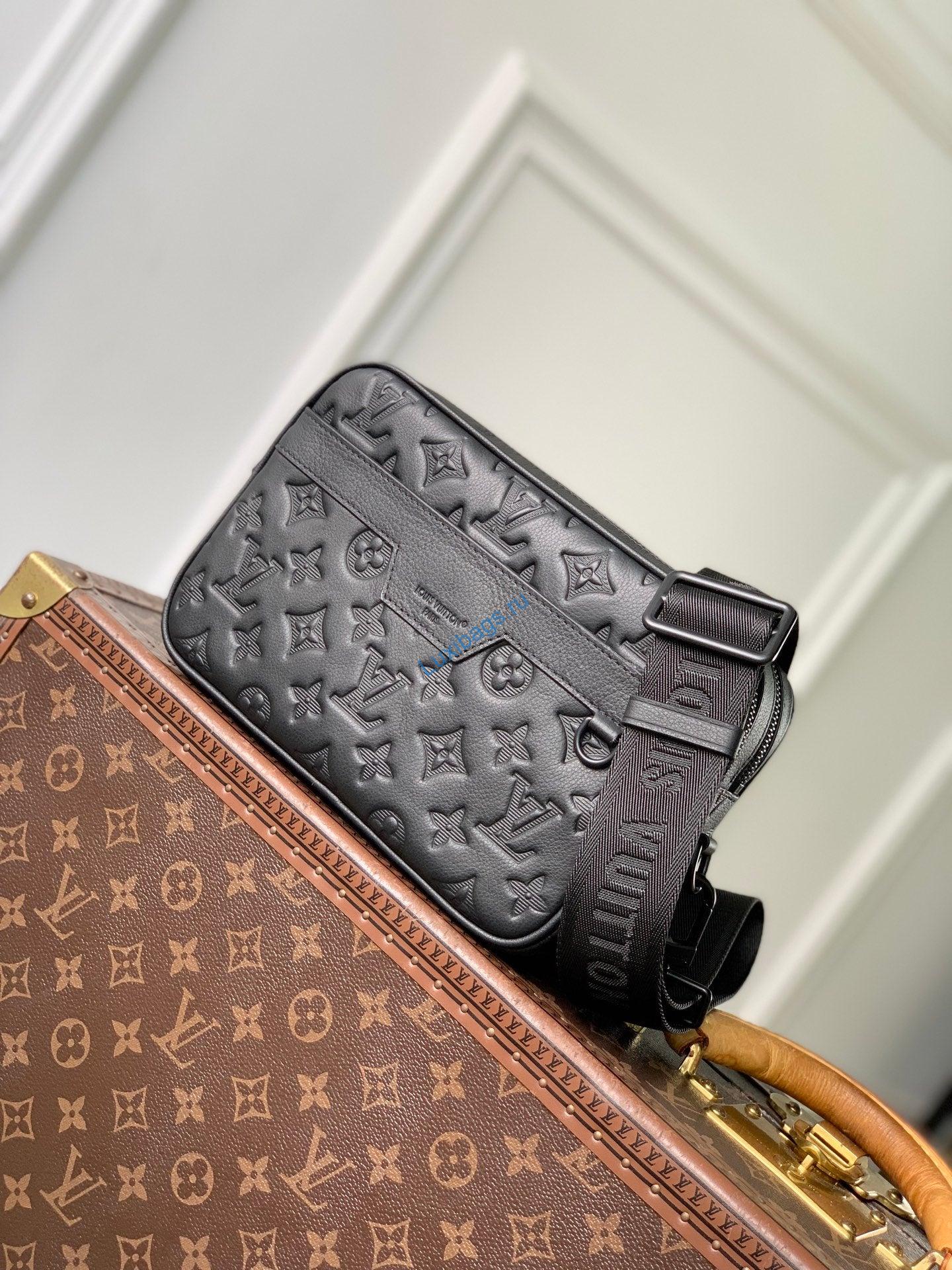 Louis Vuitton LV M28785 Alpha Messenger Bag Black