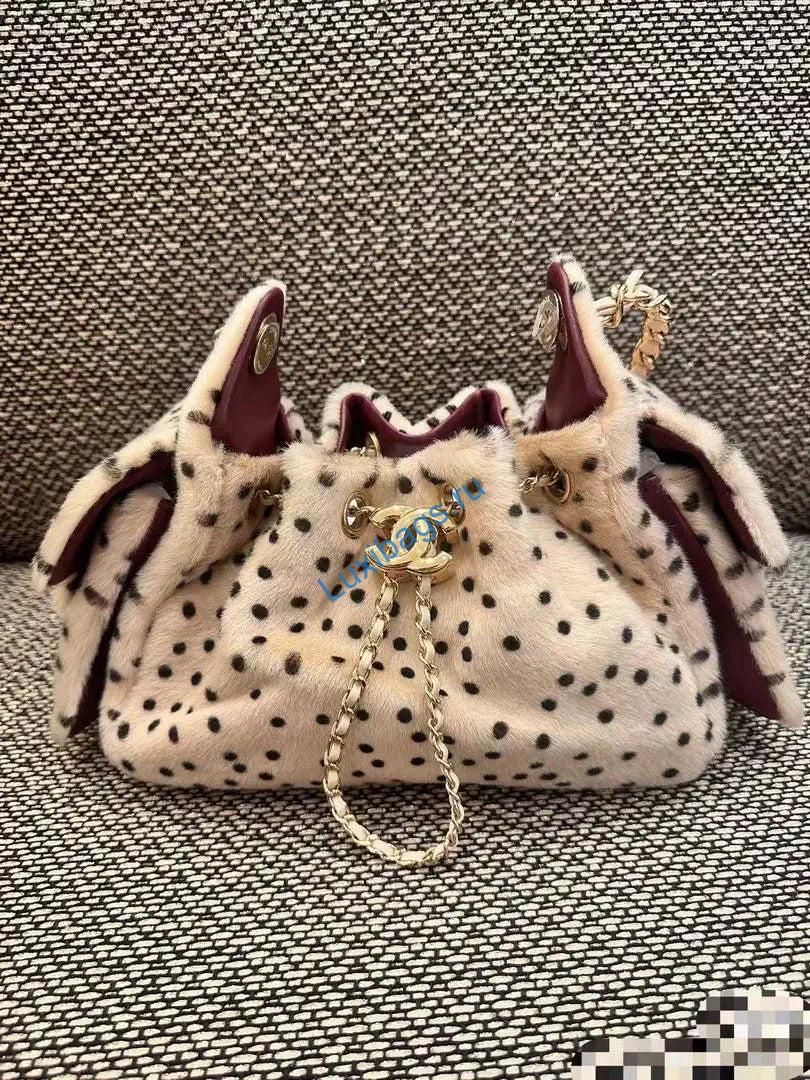 chanel as5631 mini hobo calfskin leopard polka dot 10 Chanel AS5631 Mini Hobo Calfskin Leopard polka dot | chanel as5631 mini hobo calfskin leopard polka dot 112