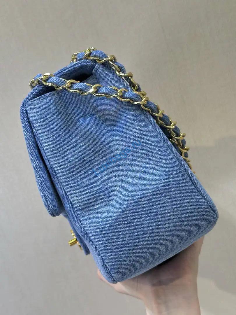 chanel maxi flap bag as6231 denim blue 4 Chanel Maxi Flap bag AS6231 Denim Blue | chanel maxi flap bag as6231 denim blue 05