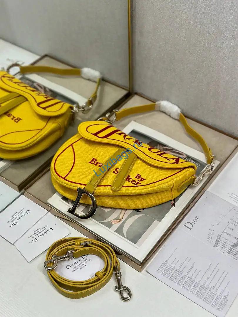 dior m0455 saddle bag with strap embroidery m9901 1 Dior M0455 Saddle Bag With Strap Embroidery M9901 | dior m0455 saddle bag with strap embroidery m9901 02
