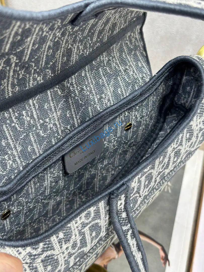 dior m0455 saddle bag with strap embroidery m9916 5 Dior M0455 Saddle Bag With Strap Embroidery M9916 | dior m0455 saddle bag with strap embroidery m9901 125