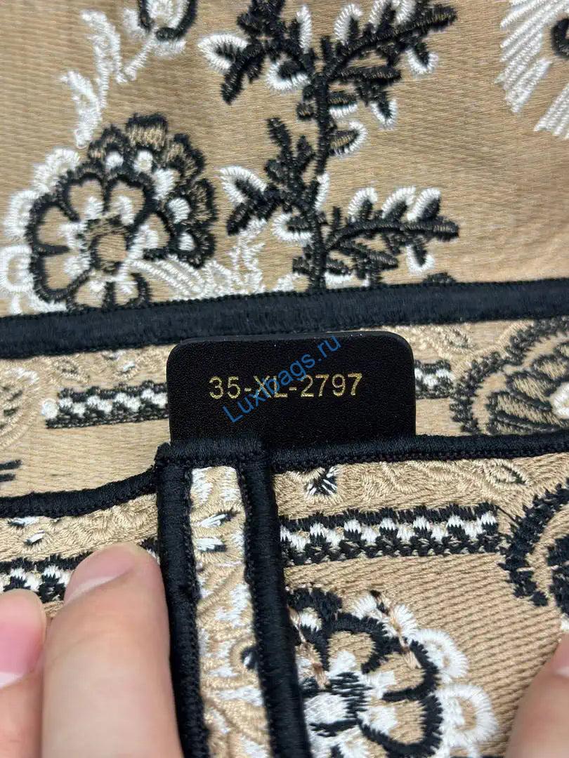 dior m0455 saddle bag with strap embroidery m9903 7 Dior M0455 Saddle Bag With Strap Embroidery M9903 | dior m0455 saddle bag with strap embroidery m9901 26