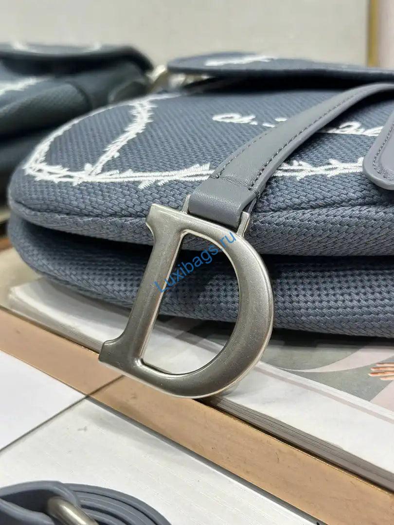 dior m0455 saddle bag with strap embroidery m9909 2 Dior M0455 Saddle Bag With Strap Embroidery M9909 | dior m0455 saddle bag with strap embroidery m9901 66