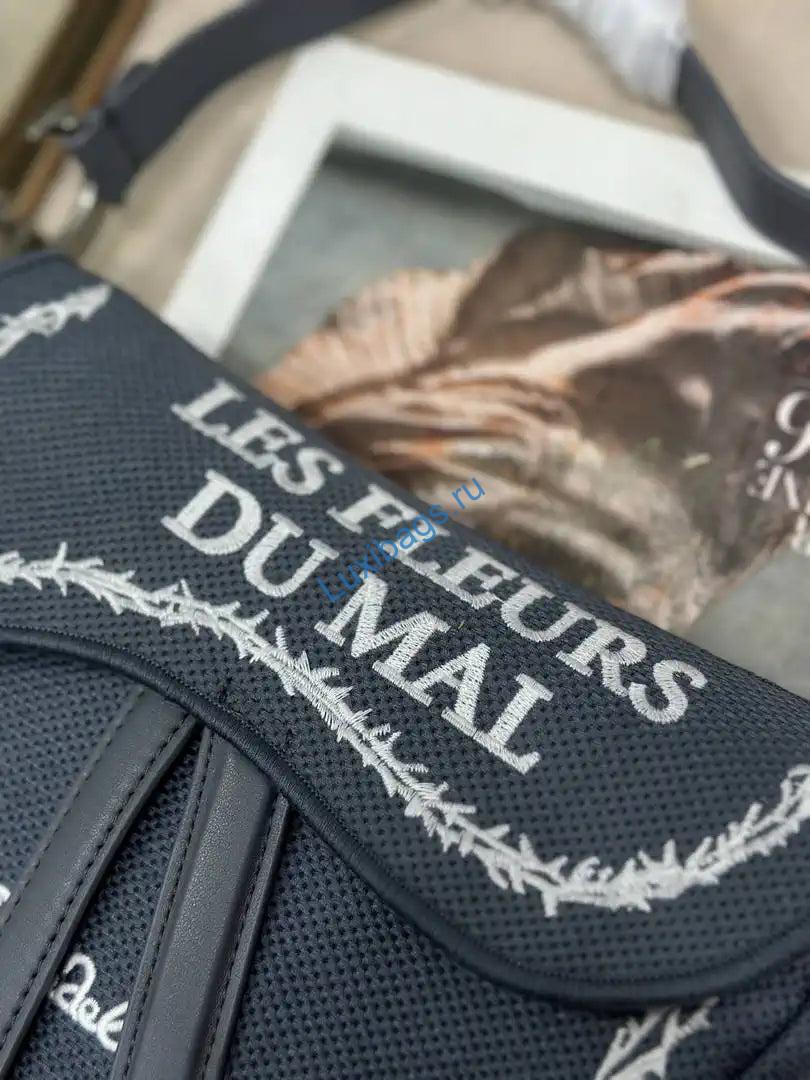 dior m0455 saddle bag with strap embroidery m9909 5 Dior M0455 Saddle Bag With Strap Embroidery M9909 | dior m0455 saddle bag with strap embroidery m9901 69