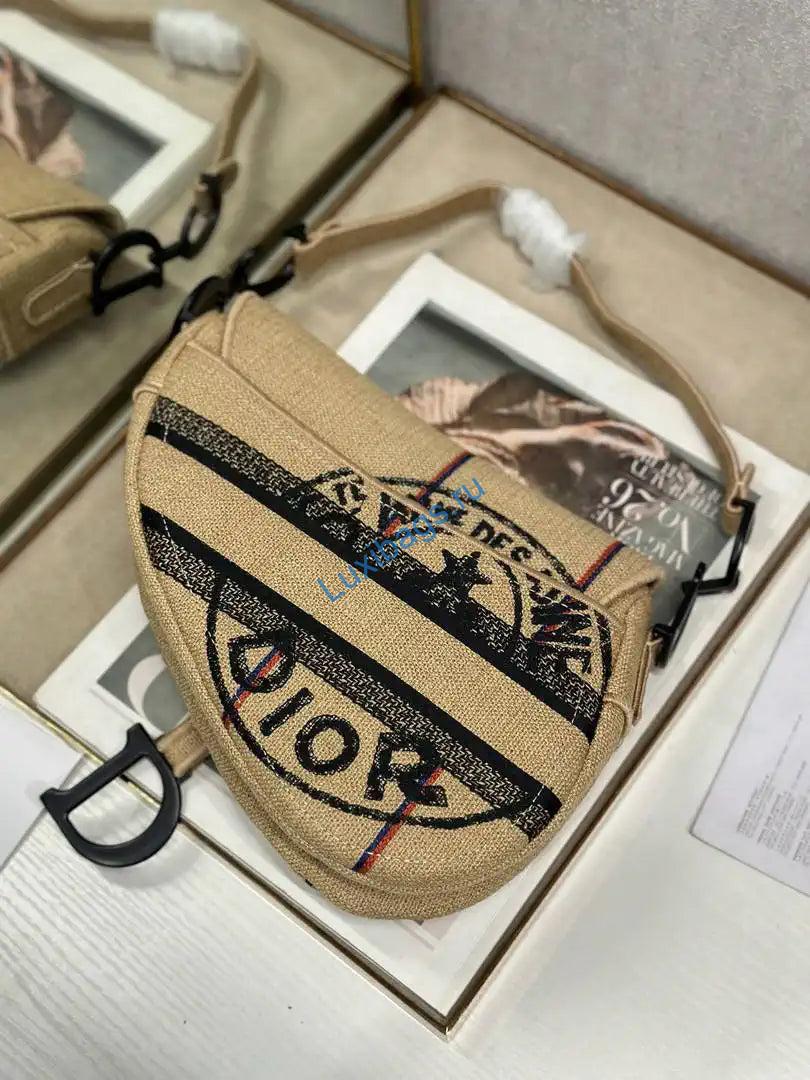 dior m0455 saddle bag with strap embroidery m9911 7 Dior M0455 Saddle Bag With Strap Embroidery M9911 | dior m0455 saddle bag with strap embroidery m9901 91