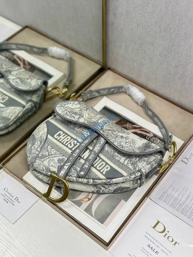 Dior M0455 Saddle Bag With Strap Embroidery M9912 | dior m0455 saddle bag with strap embroidery m9901 94