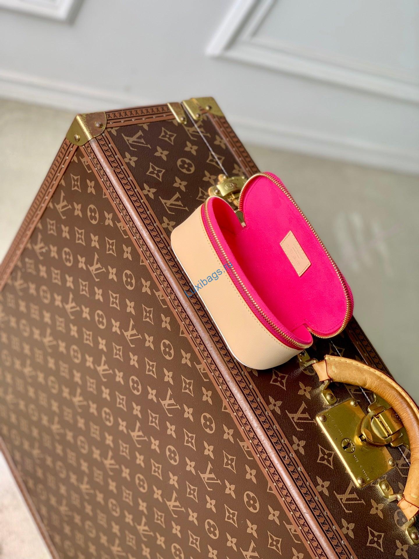 louis vuitton gi1540 lv x tm monogram multicolor anna sunglasses pouch 8 Louis Vuitton GI1540 LV x TM Monogram Multicolor Anna Sunglasses Pouch | monogram multicolor anna sunglasses pouch monogram multicolor nvprod7280002v GI1540 9