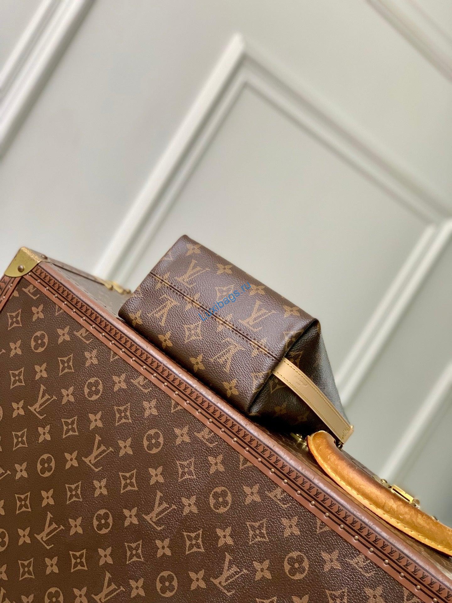 louis vuitton lv m29099 multipass mini bag 2 Louis Vuitton LV M29099 Multipass Mini Bag | multipass mini monogram nvprod7890075v M29099 3