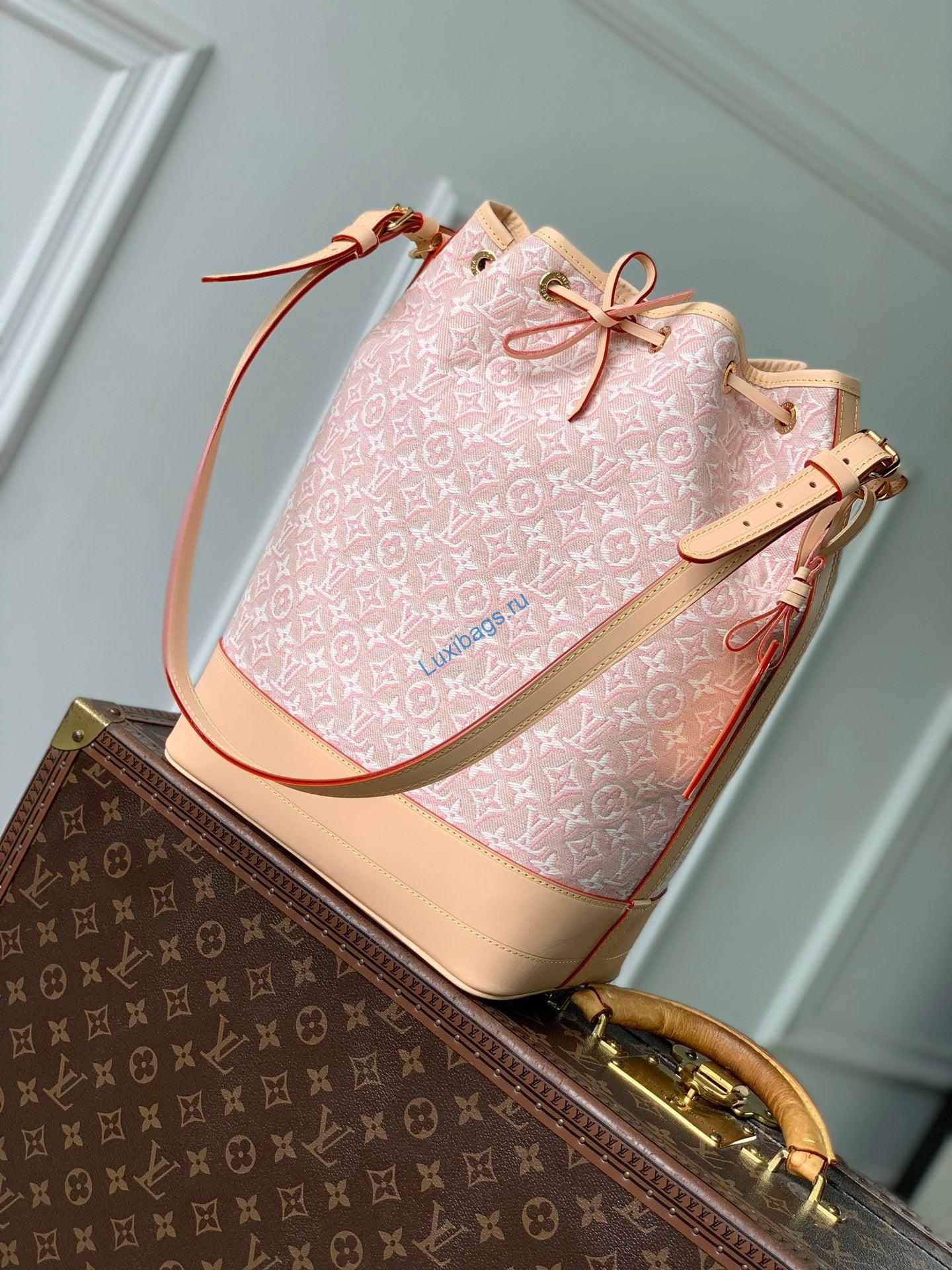 Louis Vuitton LV M28714 Noé Handbag Rose