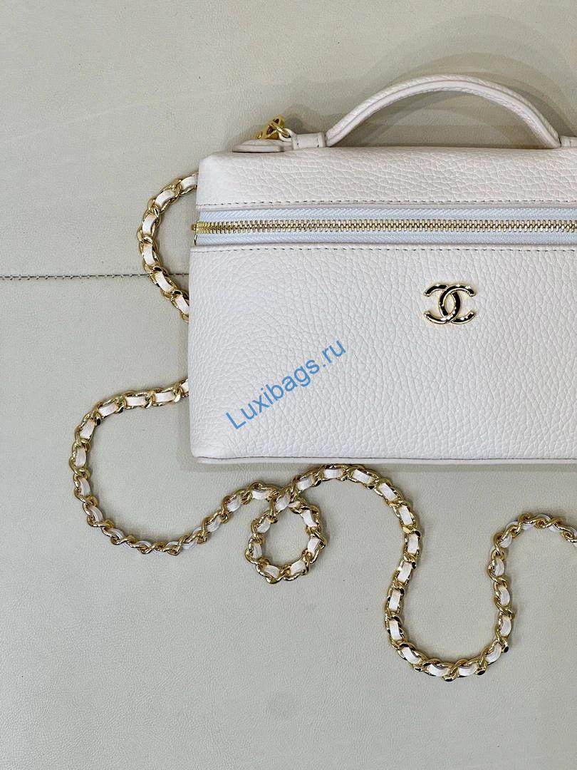 chanel small vanity with chain ap5346 white 4 Chanel Small Vanity with chain AP5346 White | small vanity with chain ap5346 white 05