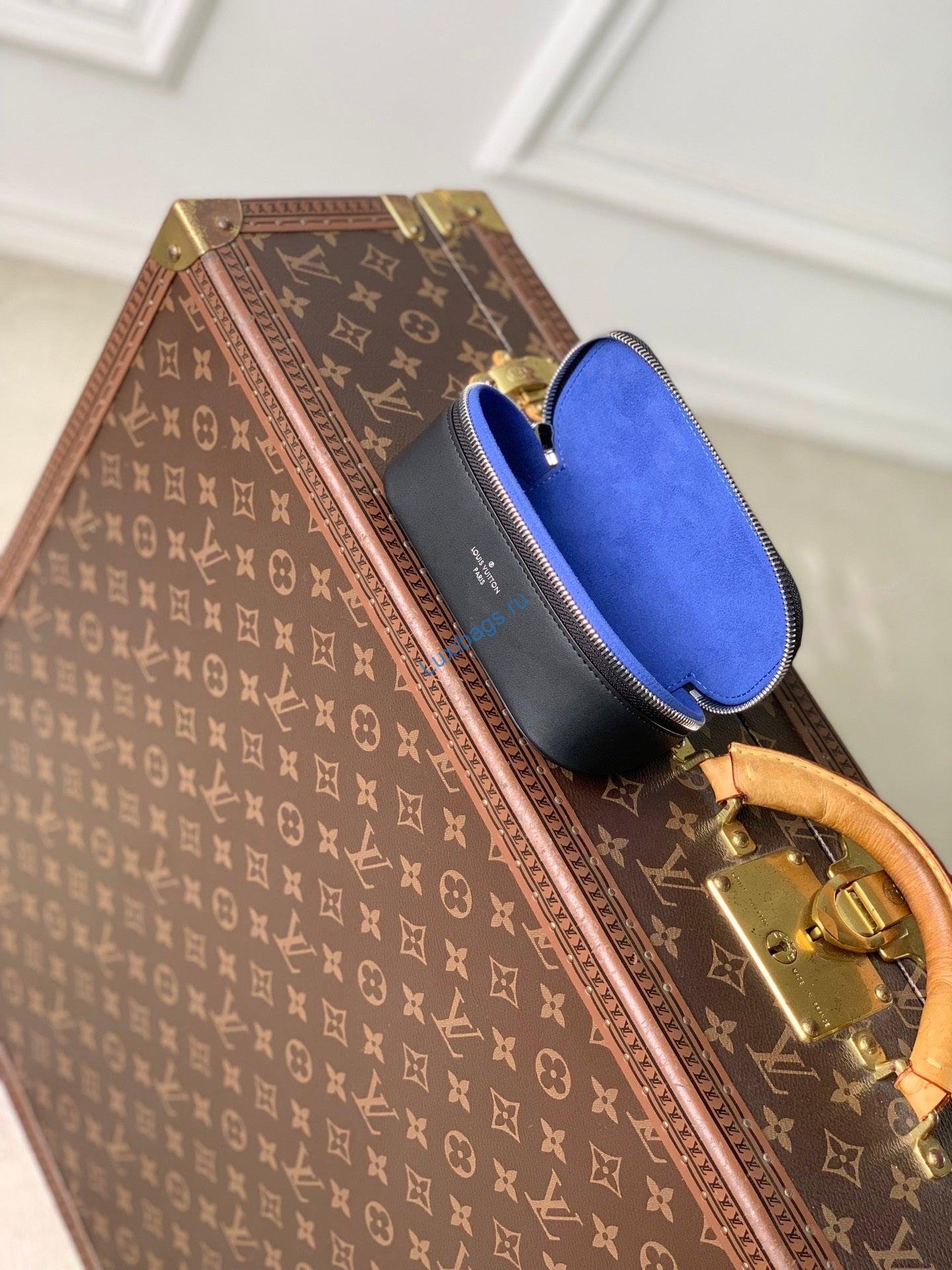 louis vuitton lv gi0654 sunglasses pouch gm 8 Louis Vuitton LV GI0654 Sunglasses Pouch GM | sunglasses pouch gm monogram eclipse nvprod3020033v GI0654 9