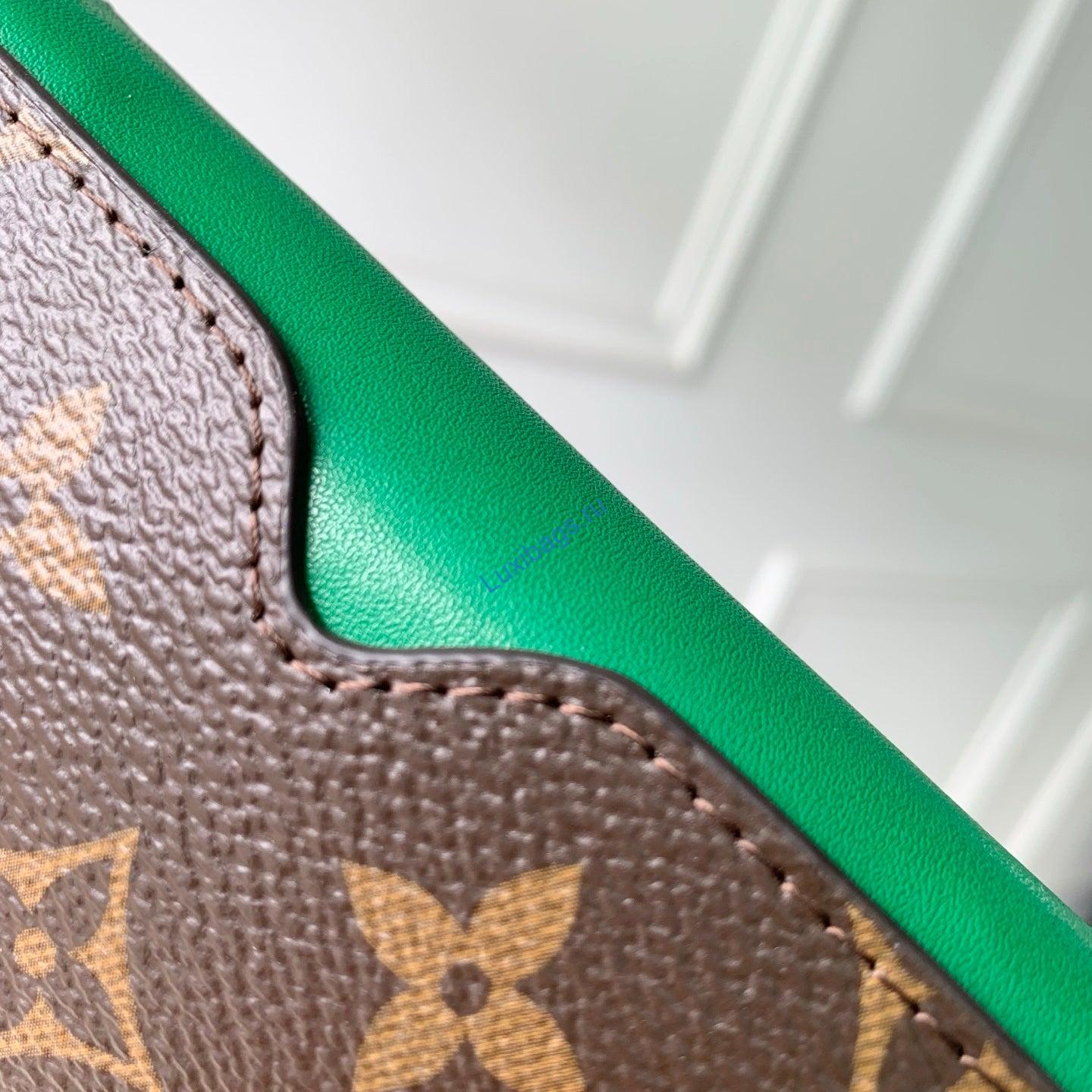 louis vuitton lv gi1293 sunglasses pouch gm 3 Louis Vuitton LV GI1293 Sunglasses Pouch GM | sunglasses pouch gm monogram nvprod3020032v GI1293 4