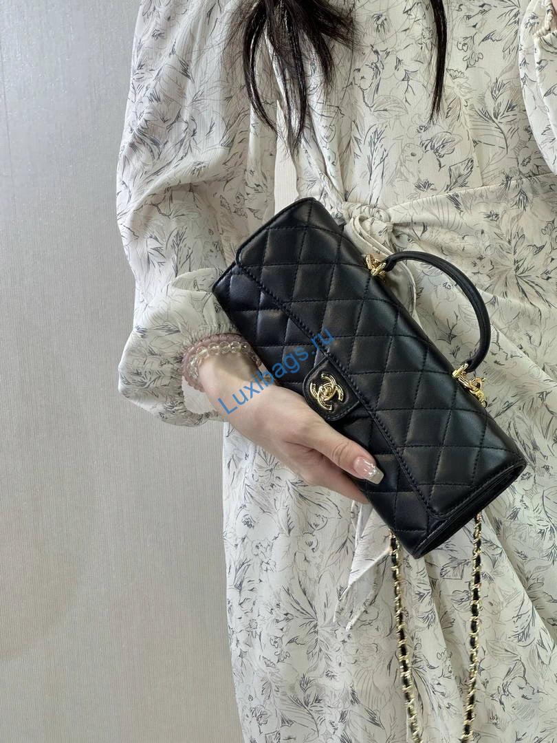 chanel lambskin & gold-tone metal ap5280 black 2 Chanel Lambskin & Gold-Tone Metal AP5280 Black |