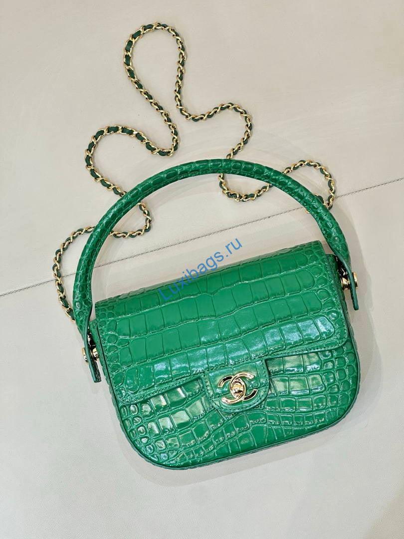 chanel as6424 mini flap bag with top handle crocodile embossed calfskin green 4 Chanel AS6424 Mini Flap Bag with Top Handle Crocodile Embossed Calfskin Green | as6424 mini flap bag with top handle crocodile embossed calfskin 04