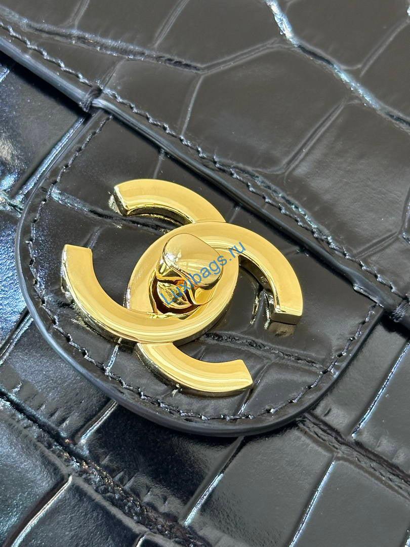 chanel maxi flapbag crocodile embossed calfskin as6231 black 4 Chanel Maxi Flapbag Crocodile Embossed Calfskin AS6231 Black | chanel maxi flapbag crocodile embossed calfskin as6231 black 05