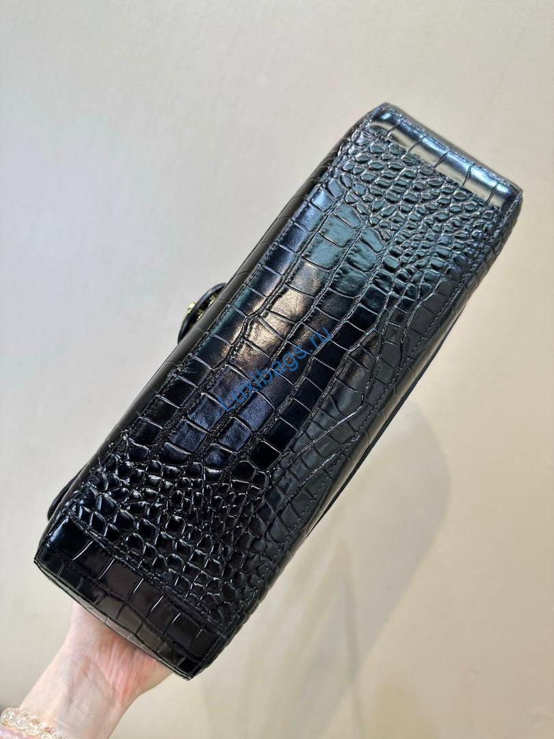 chanel maxi flapbag crocodile embossed calfskin as6231 black 8 Chanel Maxi Flapbag Crocodile Embossed Calfskin AS6231 Black | chanel maxi flapbag crocodile embossed calfskin as6231 black 09