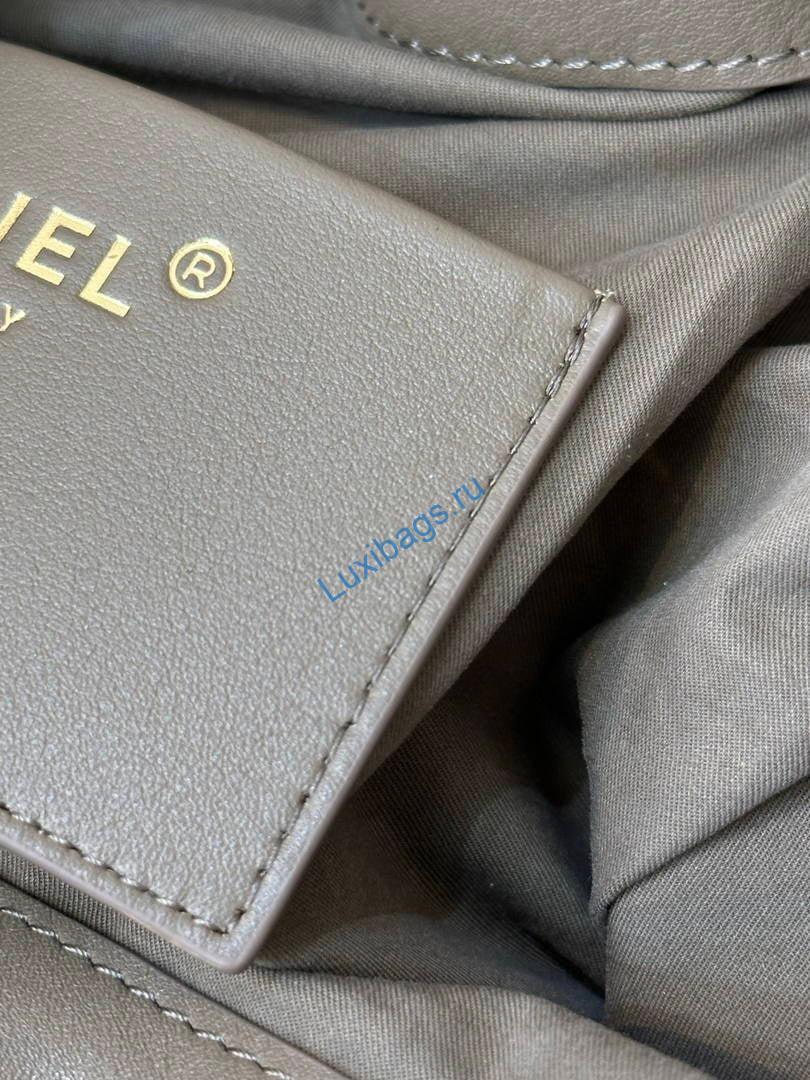 chanel as5293 small hobo fur & shearling dark gray 8 Chanel AS5293 Small Hobo fur & Shearling Dark Gray | as5293 small hobo fur shearling 121
