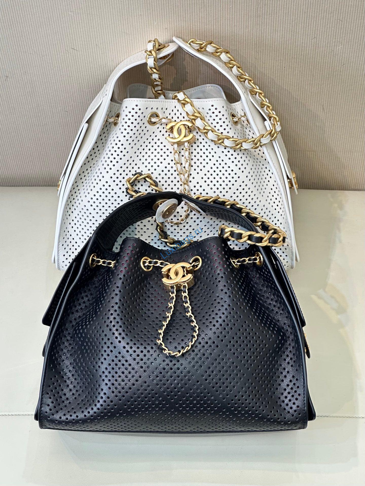 chanel as5293 small hobo preforated calfskin white 9 Chanel AS5293 Small Hobo Preforated Calfskin White | as5293 small hobo preforated calfskin 010