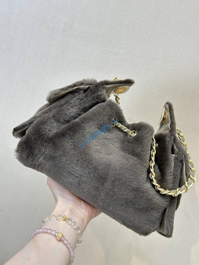 chanel as5631 mini hobo bag fur & shearling dark brown 5 Chanel AS5631 Mini Hobo Bag fur & Shearling Dark Brown | as5631 mini hobo bag fur shearling 0015