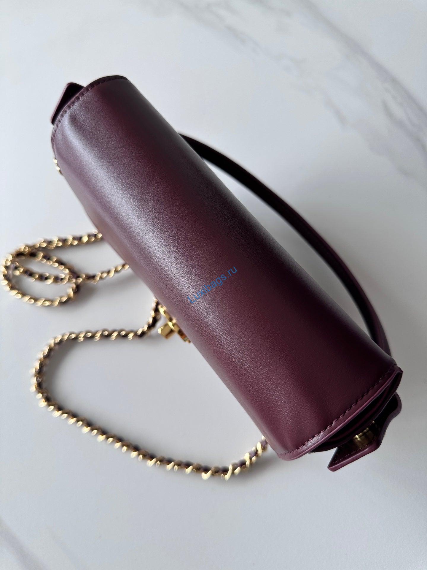 chanel as6424 mini flap bag with top handle calfskin wine red 2 Chanel AS6424 Mini Flap Bag with Top Handle Calfskin Wine Red | as6424 mini flap bag with top handle calfskin wine red 03