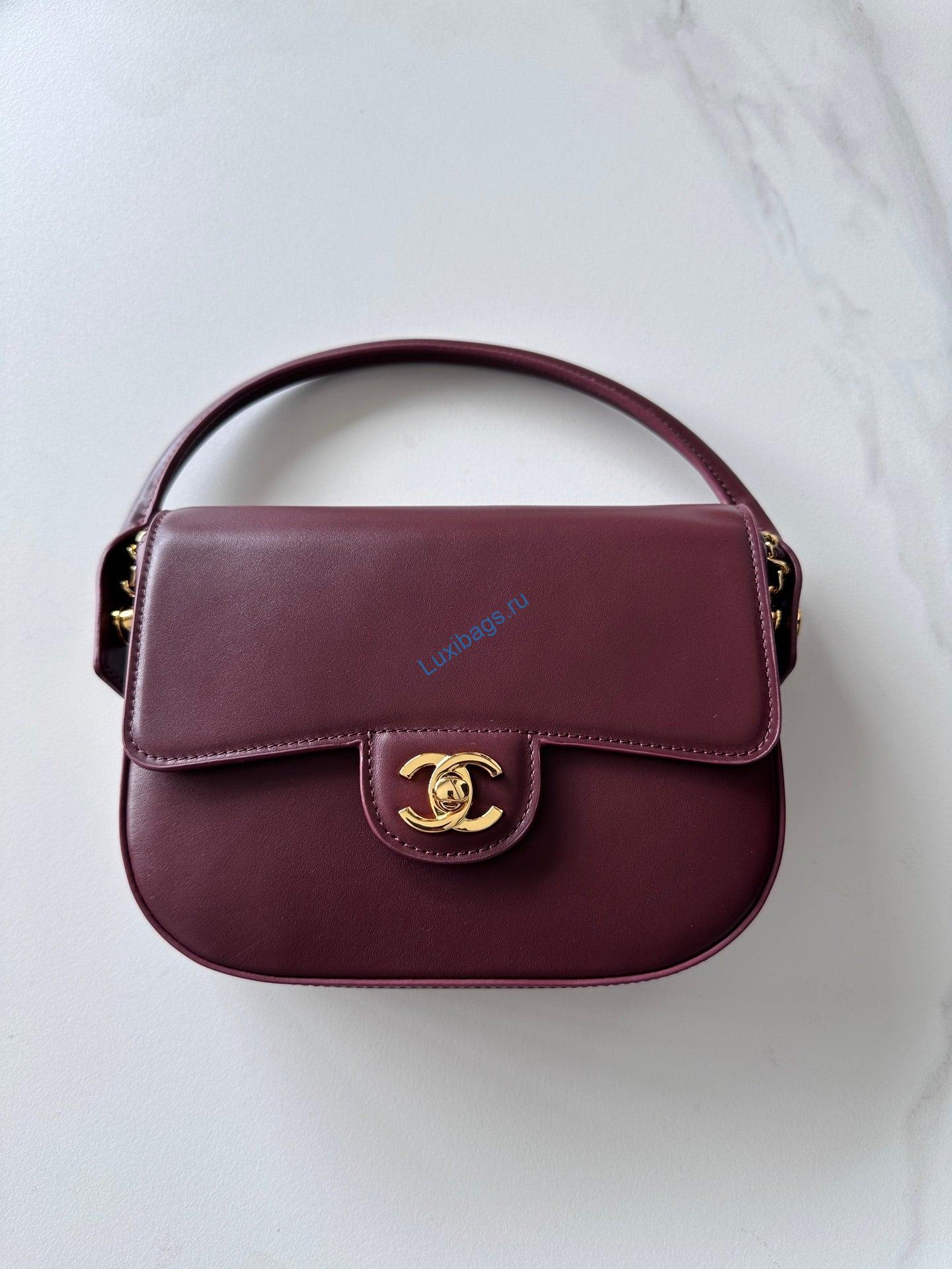 chanel as6424 mini flap bag with top handle calfskin wine red 8 Chanel AS6424 Mini Flap Bag with Top Handle Calfskin Wine Red | as6424 mini flap bag with top handle calfskin wine red 09