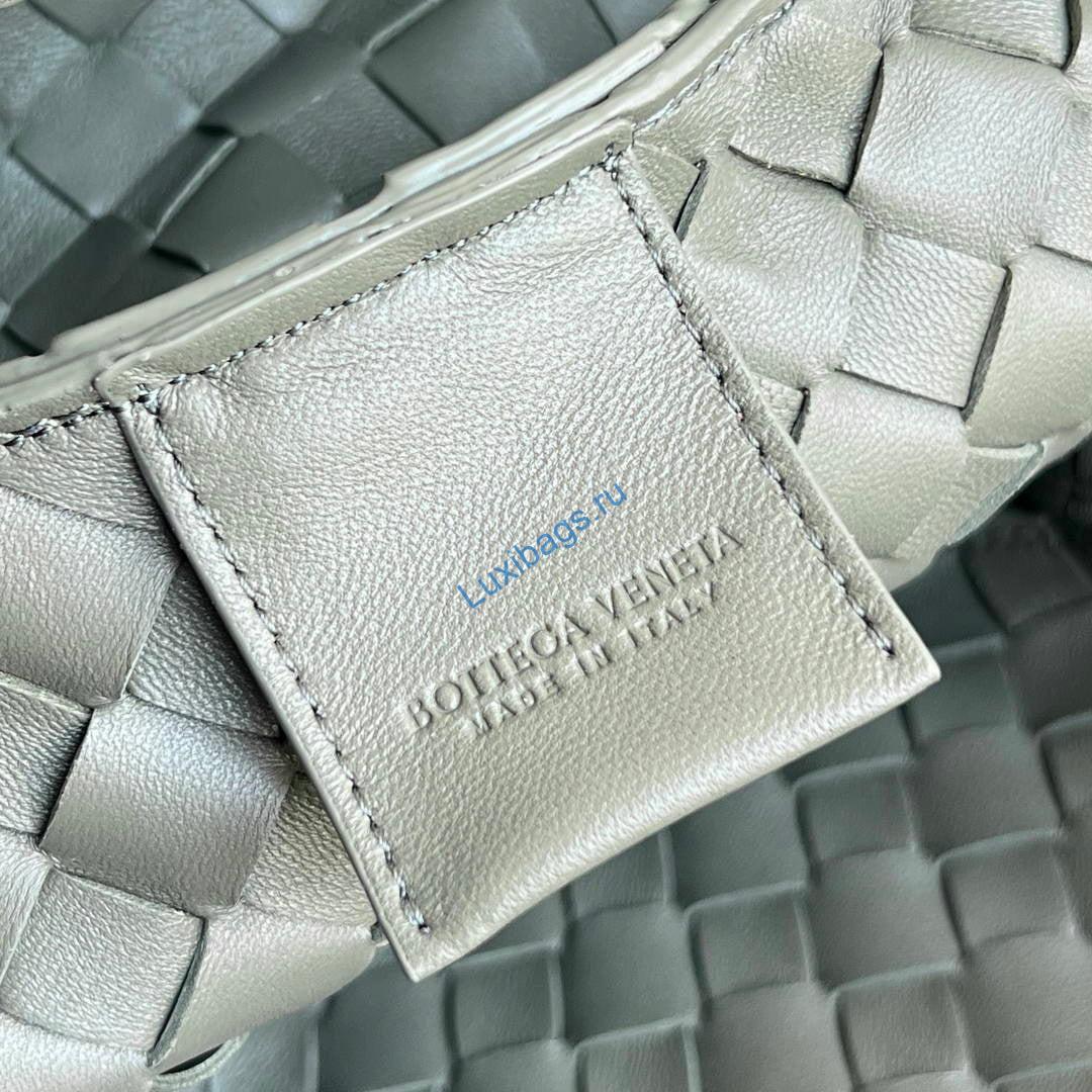 bottega veneta bv 844249v4sc01019 medium campana light green 7 Bottega Veneta BV 844249V4SC01019 Medium Campana Light Green | bottega veneta bv 844249v4sc01019 medium campana 126