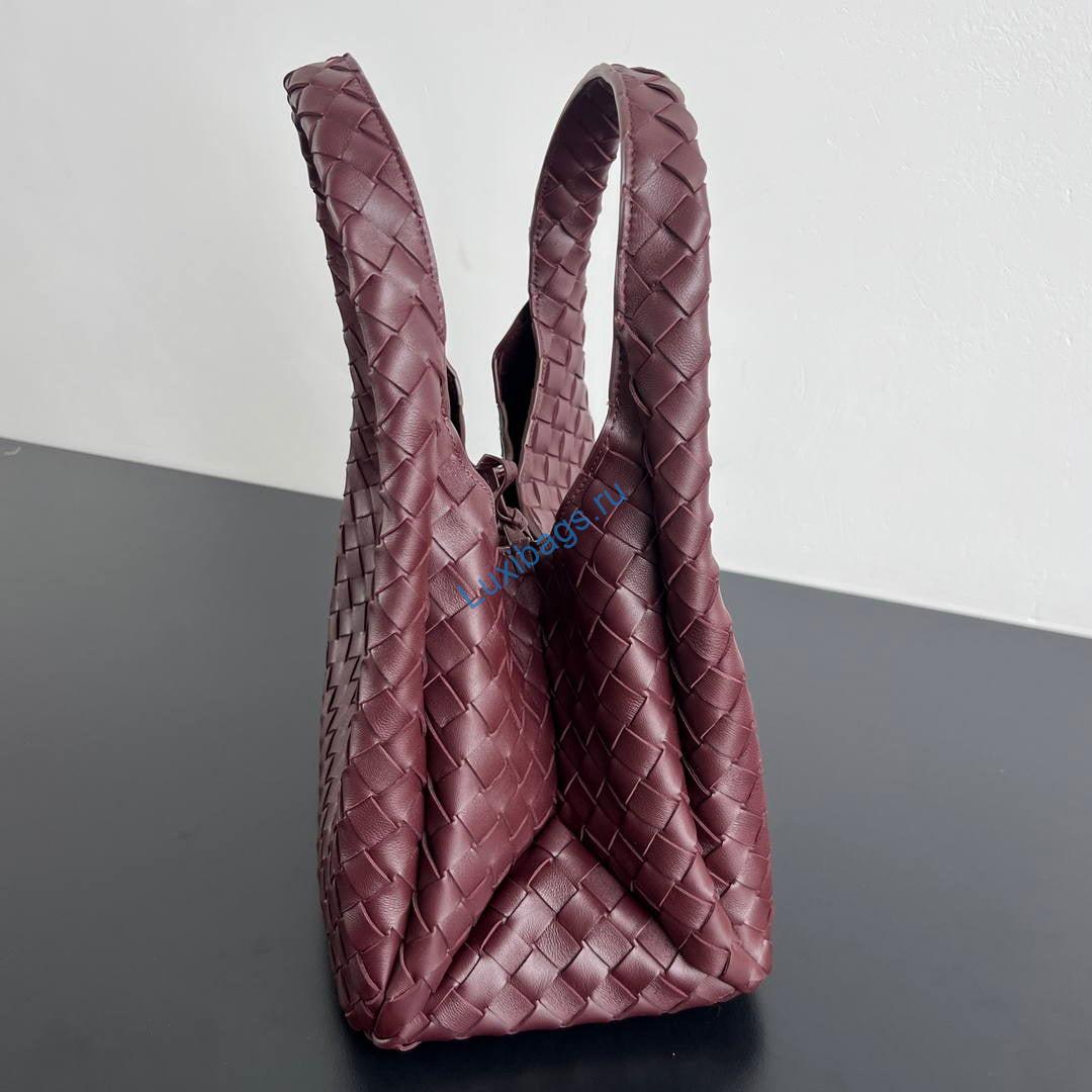 bottega veneta bv 844249v4sc01019 medium campana dark redwood 5 Bottega Veneta BV 844249V4SC01019 Medium Campana Dark redwood | bottega veneta bv 844249v4sc01019 medium campana 133
