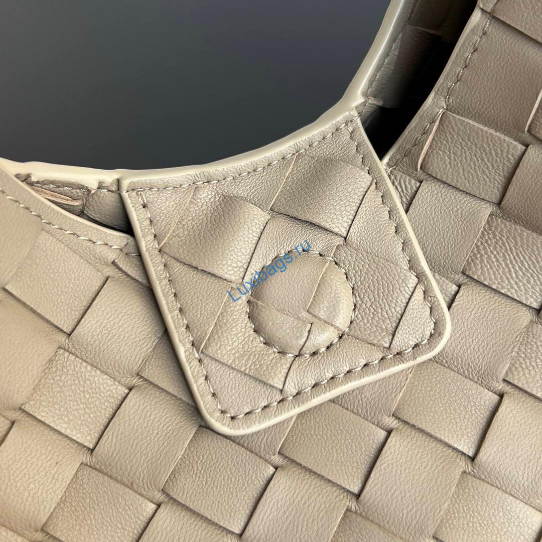 bottega veneta bv 854248v4sc01019 small campana beige 6 Bottega Veneta BV 854248V4SC01019 Small Campana Beige | bottega veneta bv 854248v4sc01019 small campana 25