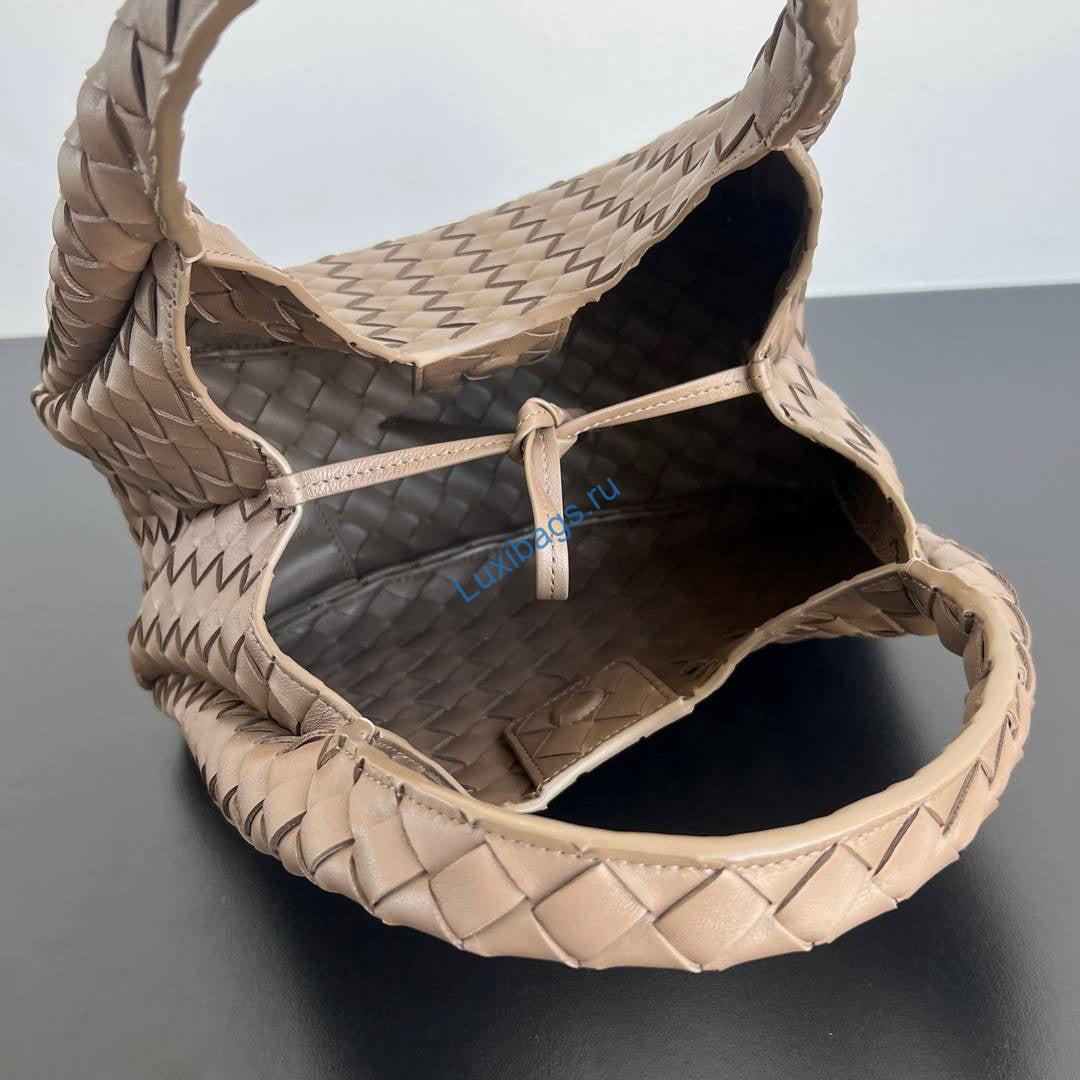 Bottega Veneta BV 854248V4SC01019 Small Campana Pine cone palm | bottega veneta bv 854248v4sc01019 small campana 41