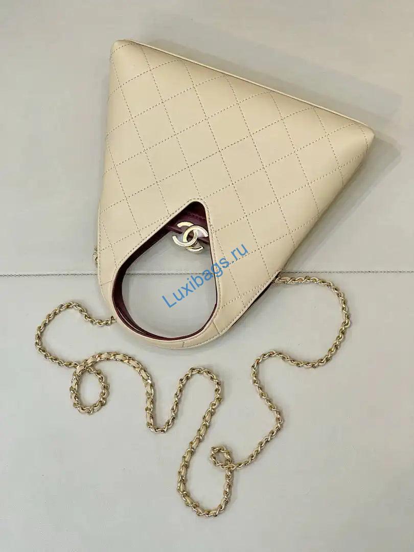 chanel hobo bag calfskin as6392 apricot 13 Chanel Hobo Bag Calfskin AS6392 Apricot | chanel hobo bag calfskin as6392 apricot 08