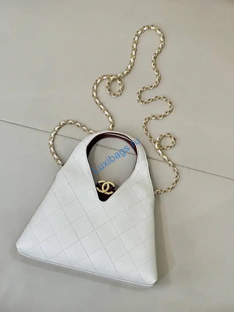 chanel hobo bag calfskin as6392 white 1 Chanel Hobo Bag Calfskin AS6392 White | chanel hobo bag calfskin as6392 white 02