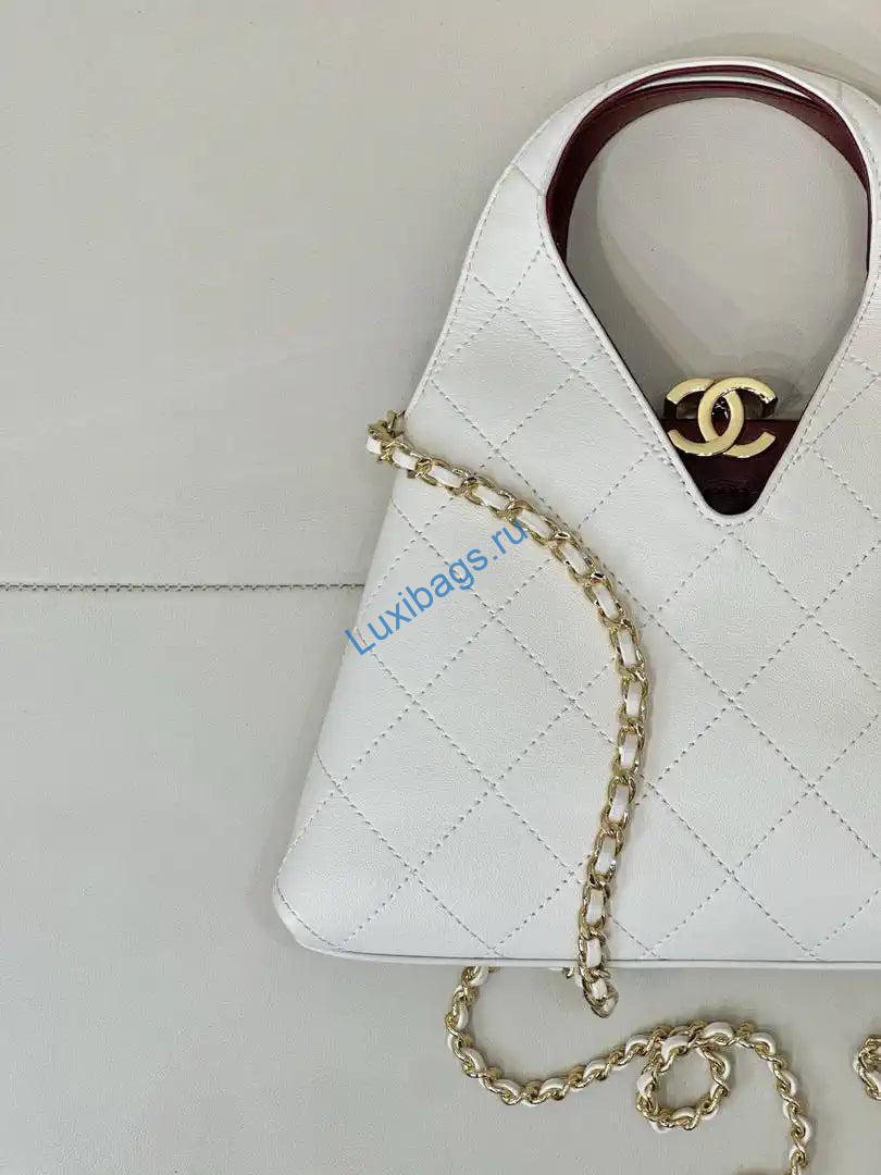 chanel hobo bag calfskin as6392 white 5 Chanel Hobo Bag Calfskin AS6392 White | chanel hobo bag calfskin as6392 white 06