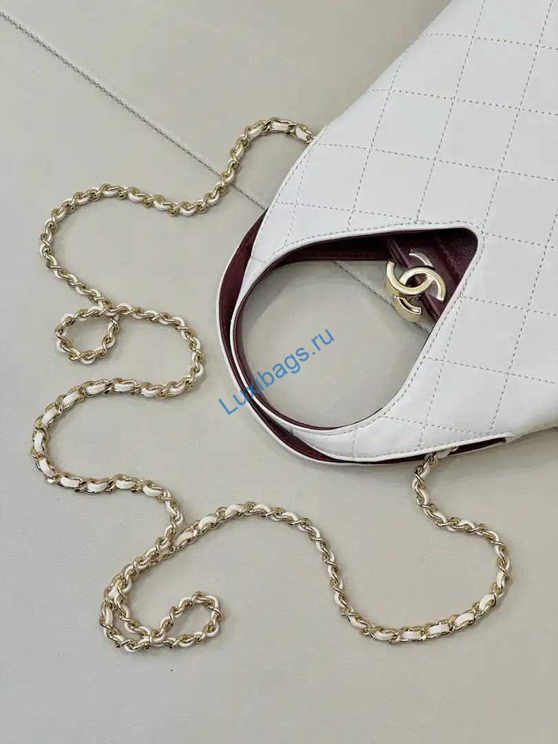 chanel hobo bag calfskin as6392 white 8 Chanel Hobo Bag Calfskin AS6392 White | chanel hobo bag calfskin as6392 white 09