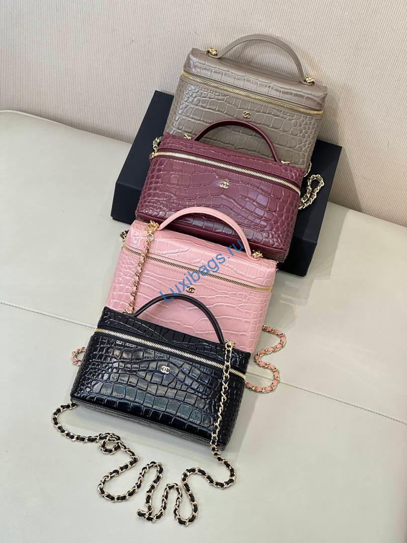 chanel vanity with chain ap5195 crocodile embossed calfskin black 9 Chanel Vanity with chain AP5195 Crocodile Embossed Calfskin Black | chanel vanity with chain ap5195 crocodile embossed calfskin black 19