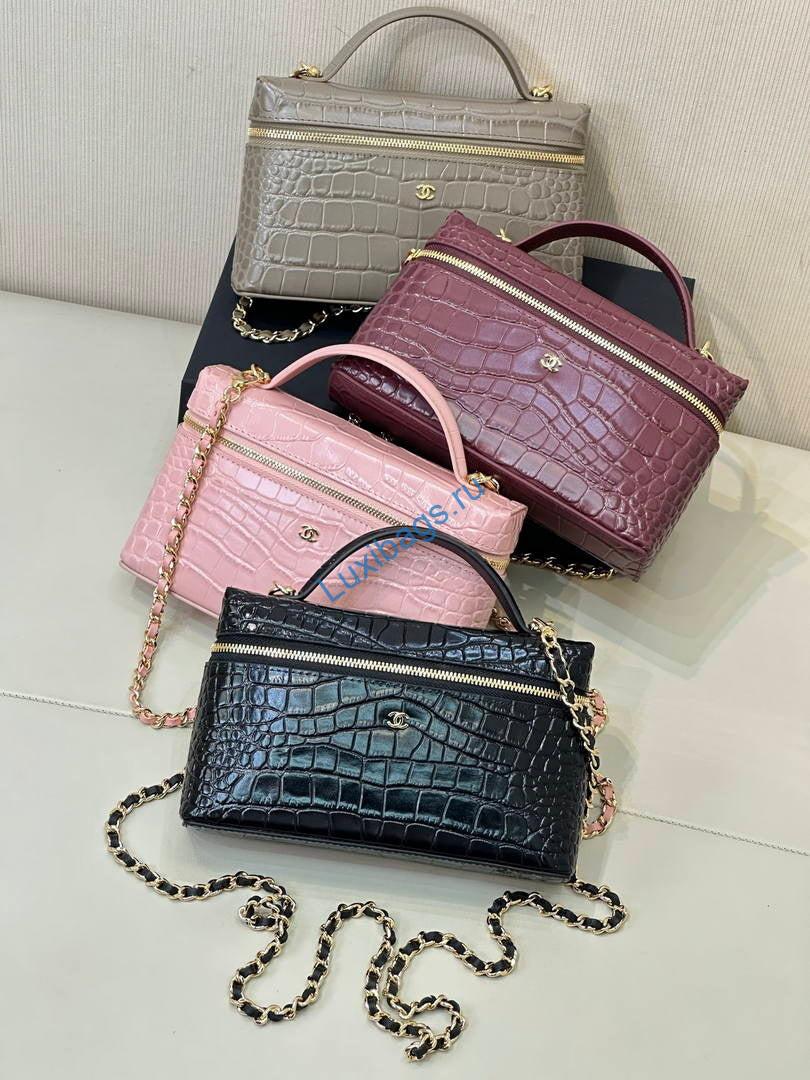 chanel vanity with chain ap5195 crocodile embossed calfskin black 11 Chanel Vanity with chain AP5195 Crocodile Embossed Calfskin Black | chanel vanity with chain ap5195 crocodile embossed calfskin black 21