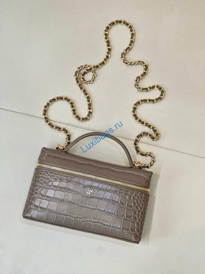 chanel vanity with chain ap5195 crocodile embossed calfskin elephant gray 1 Chanel Vanity with chain AP5195 Crocodile Embossed Calfskin Elephant Gray | chanel vanity with chain ap5195 crocodile embossed calfskin elephant gray 02