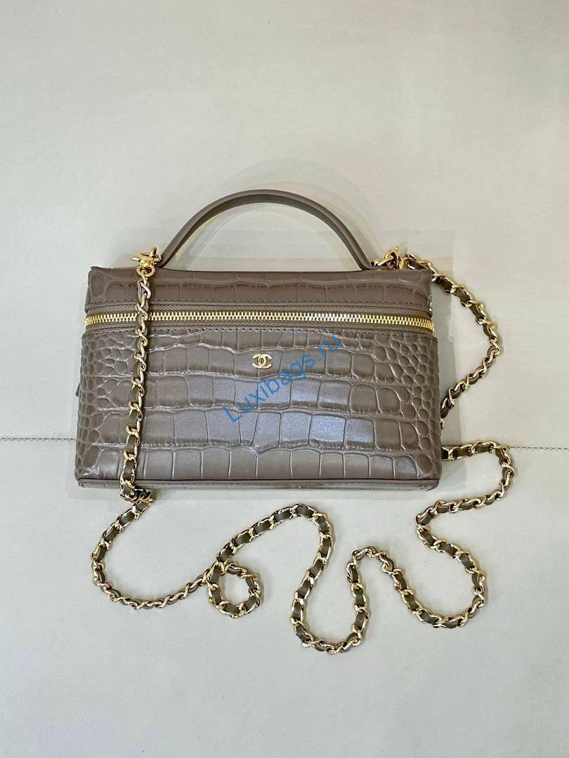 chanel vanity with chain ap5195 crocodile embossed calfskin elephant gray 2 Chanel Vanity with chain AP5195 Crocodile Embossed Calfskin Elephant Gray | chanel vanity with chain ap5195 crocodile embossed calfskin elephant gray 03