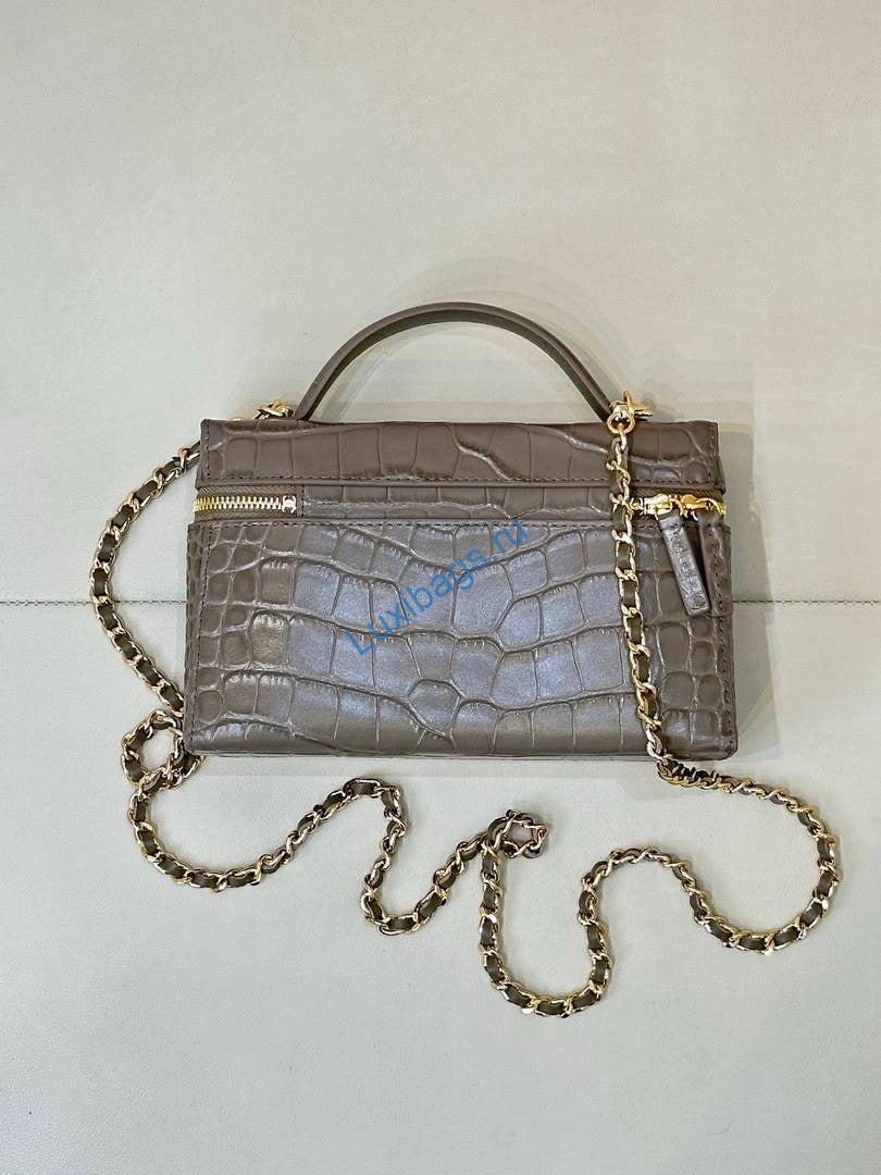 chanel vanity with chain ap5195 crocodile embossed calfskin elephant gray 7 Chanel Vanity with chain AP5195 Crocodile Embossed Calfskin Elephant Gray | chanel vanity with chain ap5195 crocodile embossed calfskin elephant gray 08