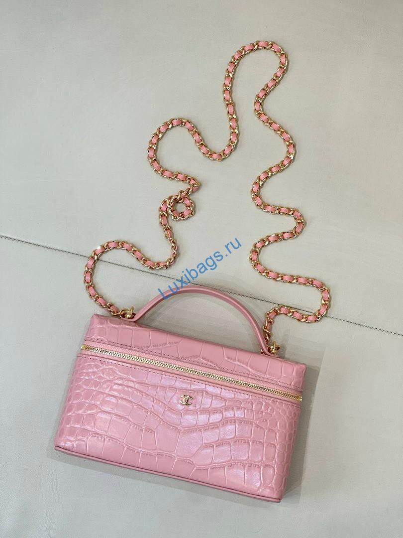chanel vanity with chain ap5195 crocodile embossed calfskin pink 7 Chanel Vanity with chain AP5195 Crocodile Embossed Calfskin Pink | chanel vanity with chain ap5195 crocodile embossed calfskin pink 02