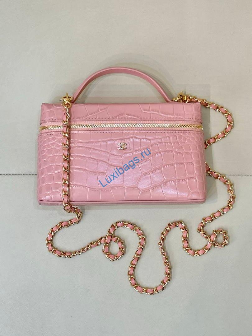 chanel vanity with chain ap5195 crocodile embossed calfskin pink 8 Chanel Vanity with chain AP5195 Crocodile Embossed Calfskin Pink | chanel vanity with chain ap5195 crocodile embossed calfskin pink 03
