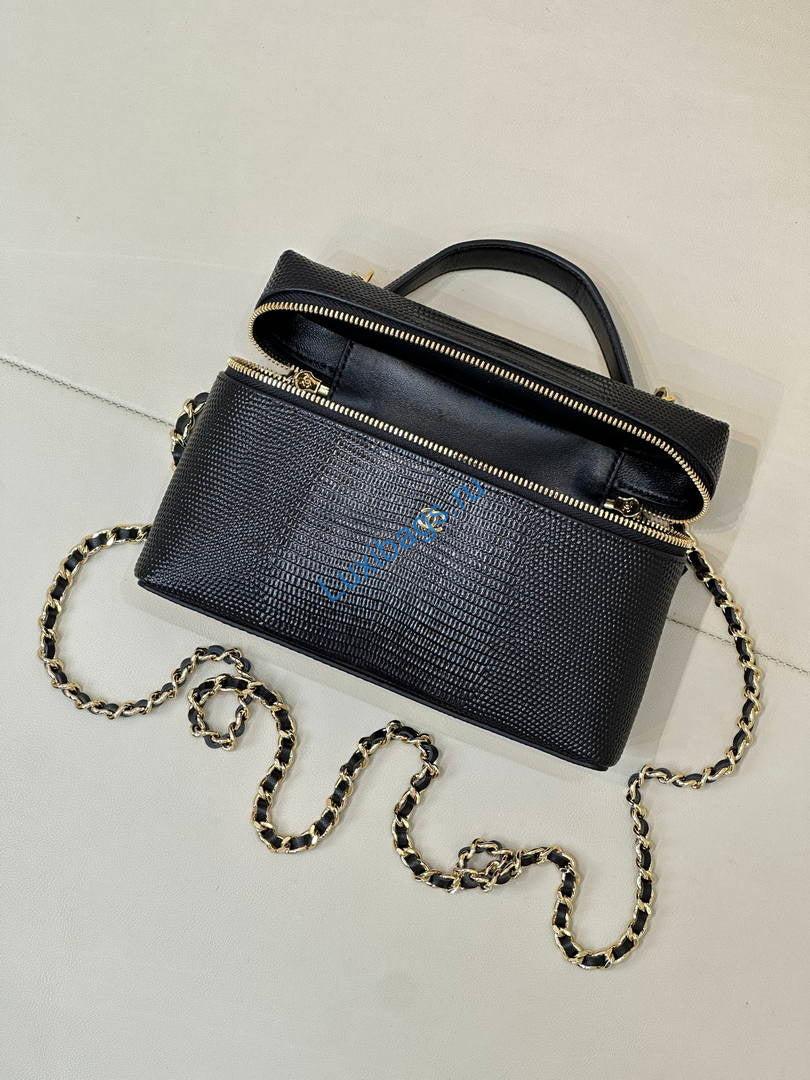 chanel vanity with chain ap5195 lizard-patterned skin calfskin black 11 Chanel Vanity with chain AP5195 Lizard-patterned skin Calfskin Black | chanel vanity with chain ap5195 lizard patterned skin calfskin 27