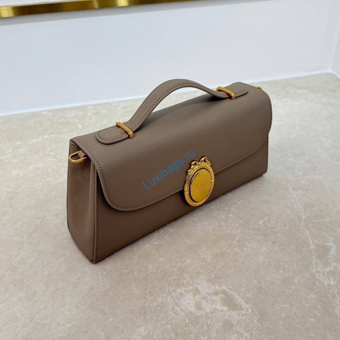 dior médaillon pouch black smooth calfskin m3671 light gray 6 Dior Médaillon Pouch Black Smooth Calfskin M3671 Light Gray | dior m daillon pouch black smooth calfskin m3671 black 43