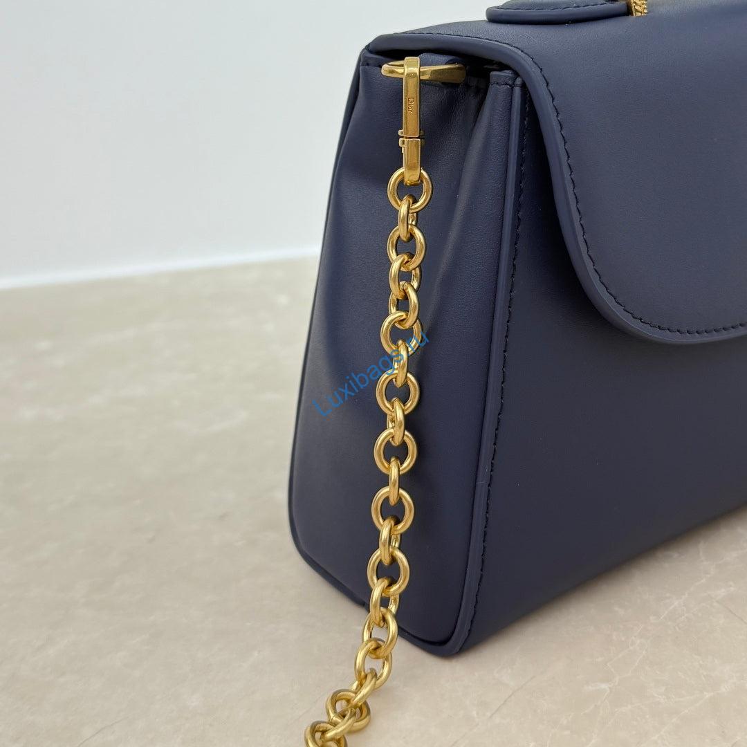 dior médaillon pouch black smooth calfskin m3671 navy blue 4 Dior Médaillon Pouch Black Smooth Calfskin M3671 Navy Blue | dior m daillon pouch black smooth calfskin m3671 black 50