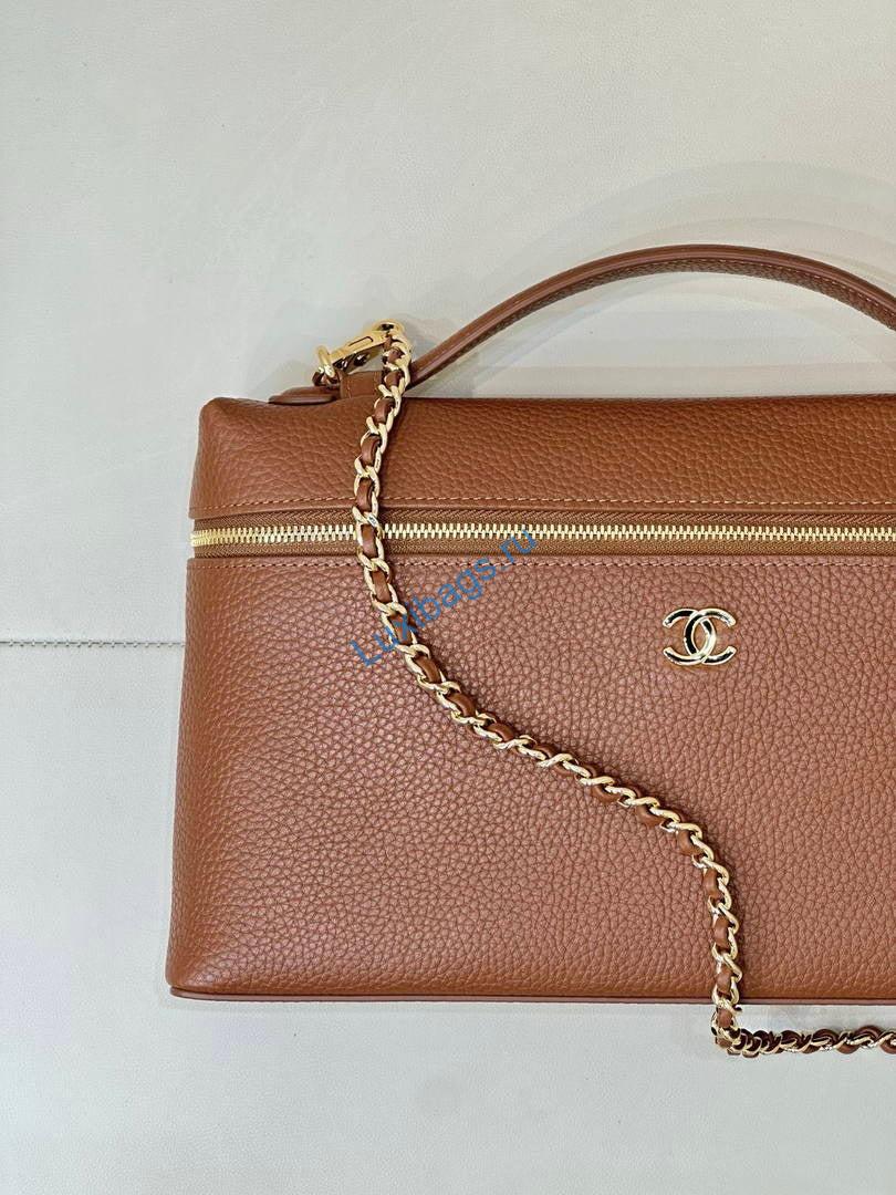 chanel extra large vanity with chain ap6743 brown 4 Chanel Extra large Vanity with chain AP6743 Brown | extra large vanity with chain ap6743 brown 05